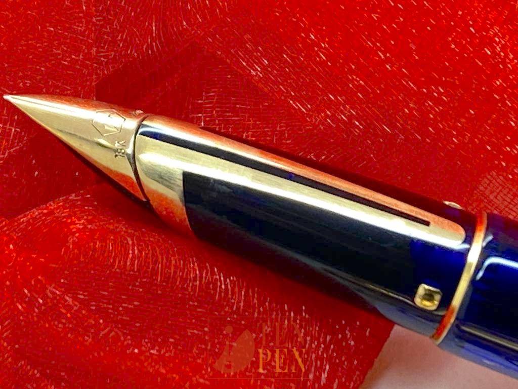 WATERMAN EDSON - BLUE SAPPHIRE | Tenpen - By Letizia Iacopini